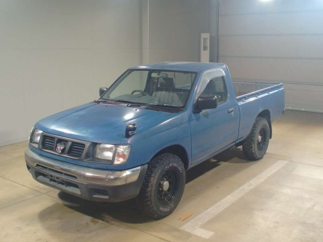 NISSAN DATSUN PICKUP