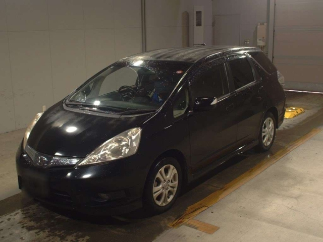 HONDA FIT SHUTTLE