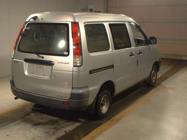 TOYOTA LITE ACE VAN