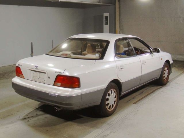 TOYOTA VISTA
