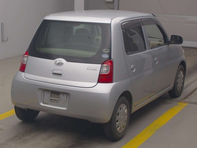 DAIHATSU ESSE