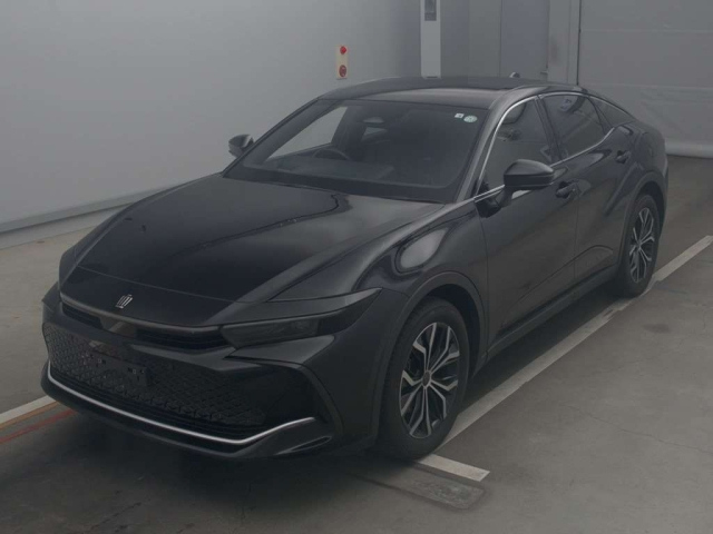 TOYOTA CROWN CROSSOVER