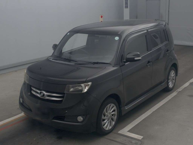 TOYOTA BB