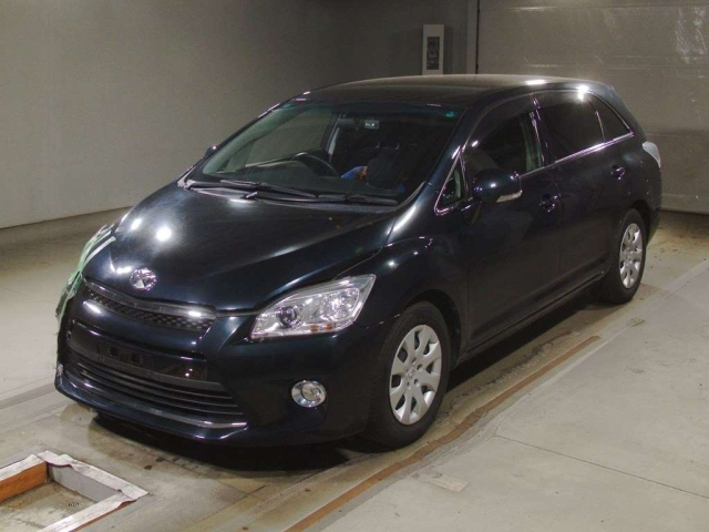 TOYOTA MARK X ZIO