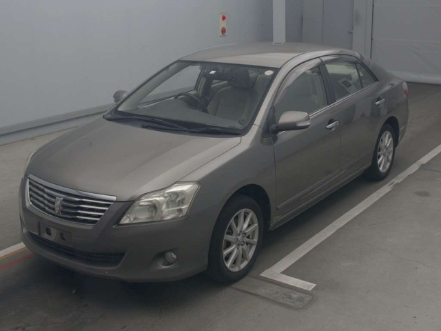 TOYOTA PREMIO