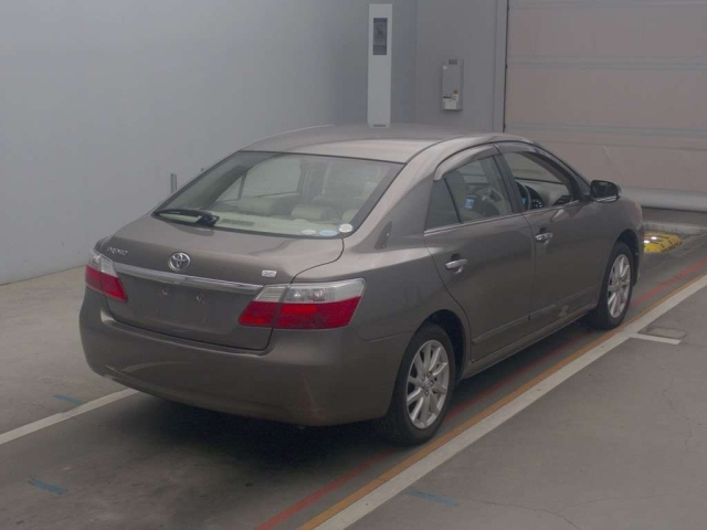 TOYOTA PREMIO