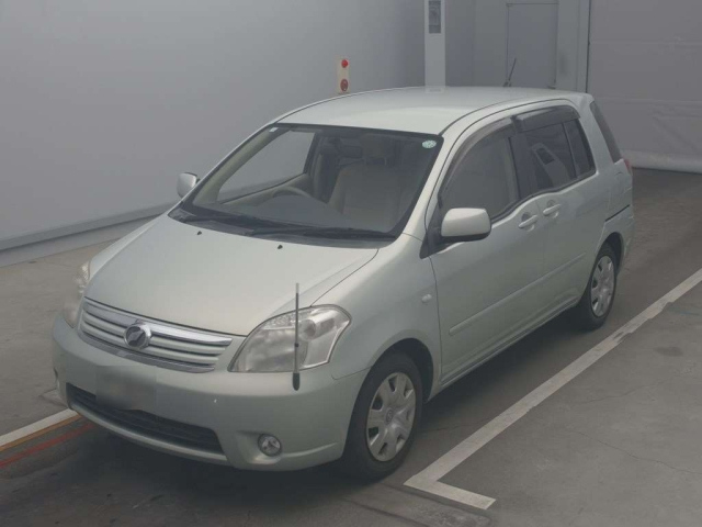 TOYOTA RAUM
