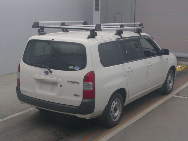 TOYOTA SUCCEED