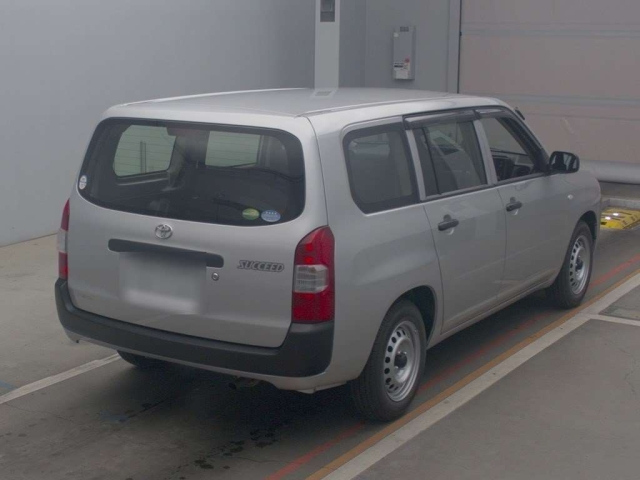 TOYOTA SUCCEED