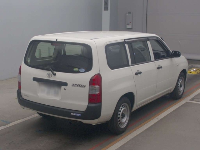 TOYOTA SUCCEED