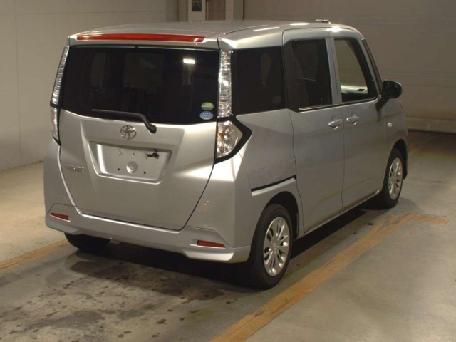 TOYOTA TANK