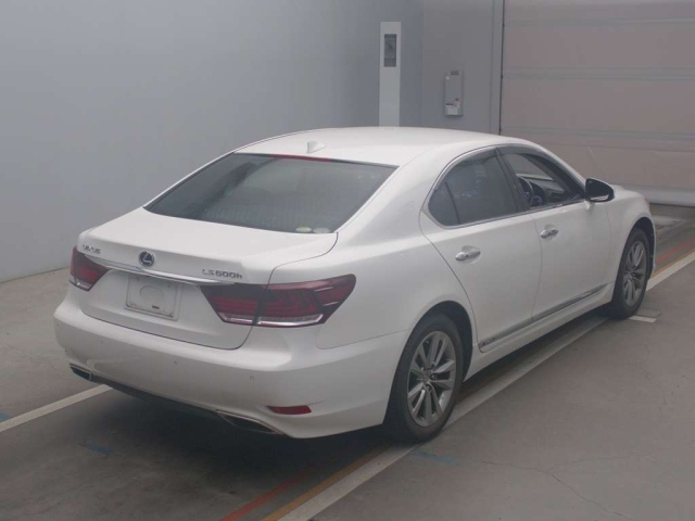 LEXUS LS