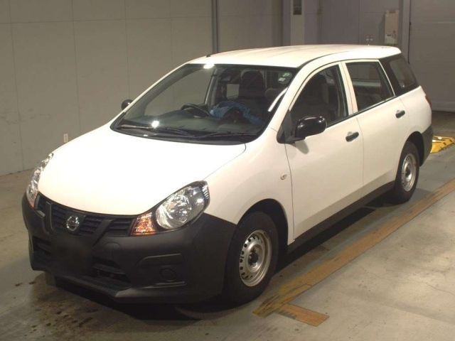NISSAN AD