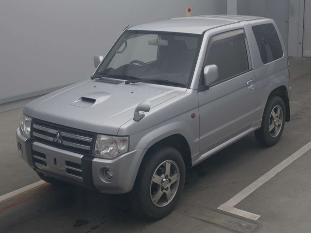 MITSUBISHI PAJERO MINI