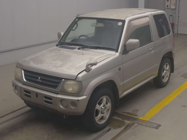 MITSUBISHI PAJERO MINI