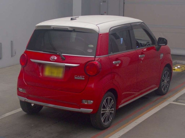 DAIHATSU CAST