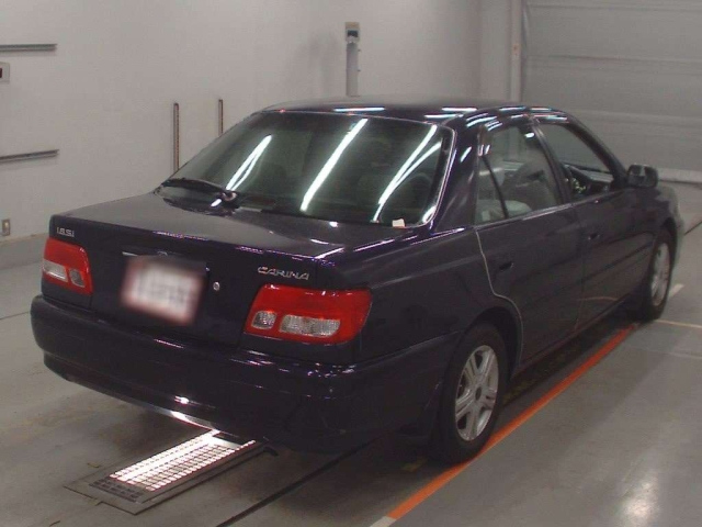 TOYOTA CARINA