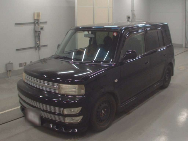TOYOTA BB