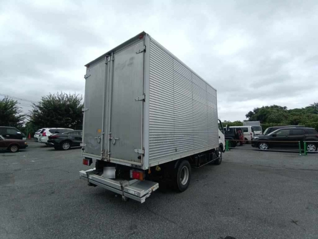 TOYOTA DYNA