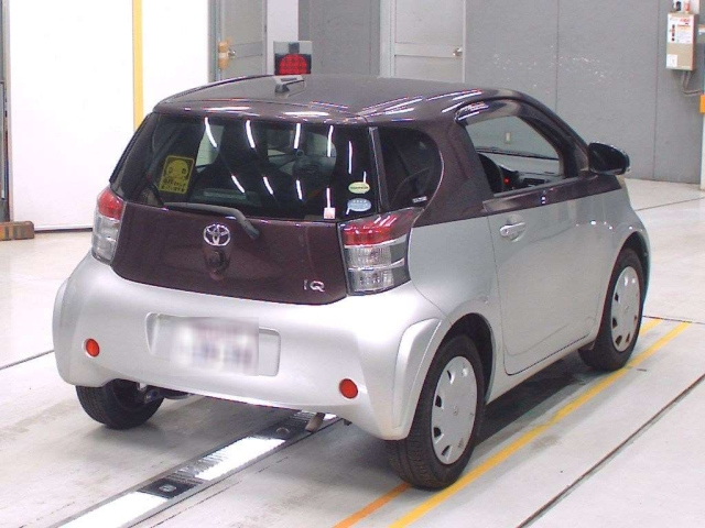 TOYOTA IQ