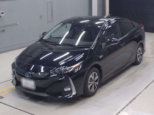TOYOTA PRIUS PHV