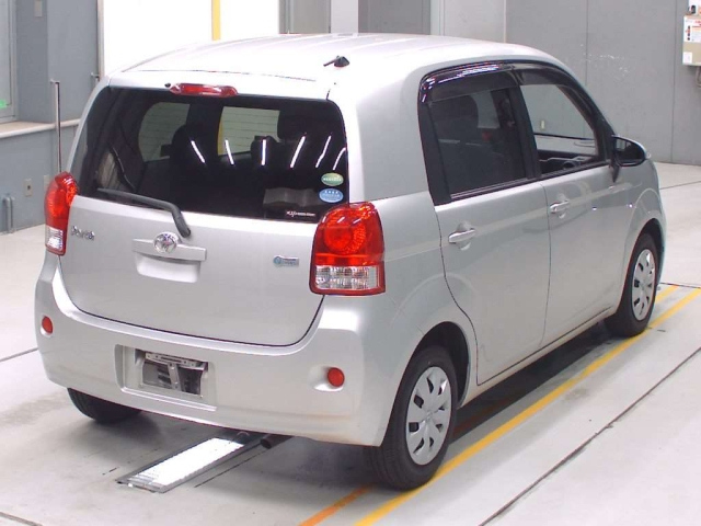TOYOTA PORTE