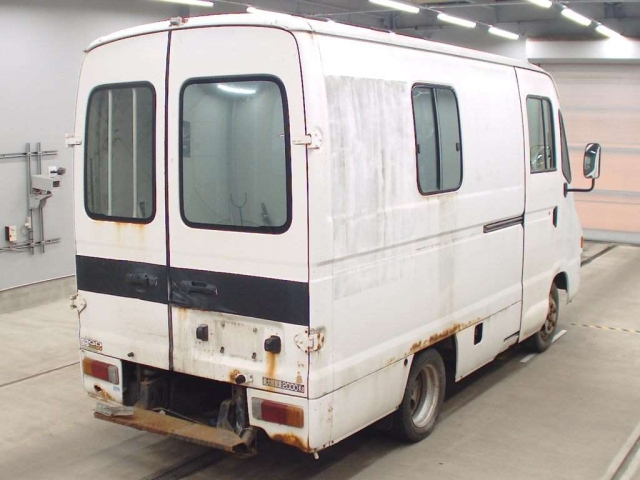 TOYOTA QUICKDELIVERY VAN