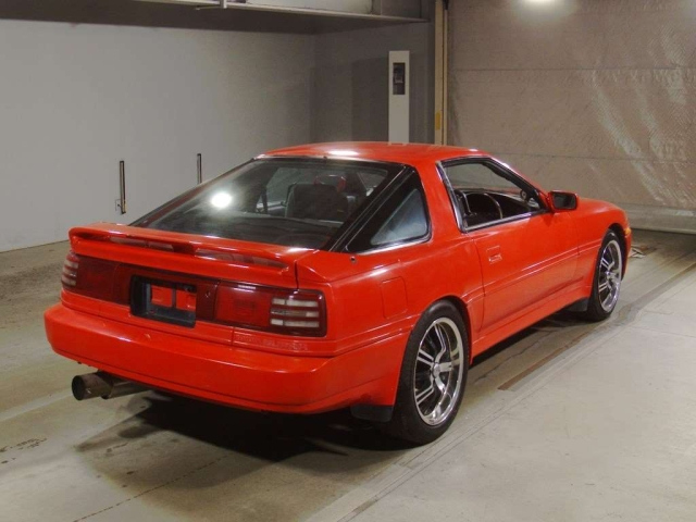 TOYOTA SUPRA