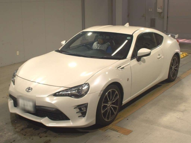 TOYOTA 86