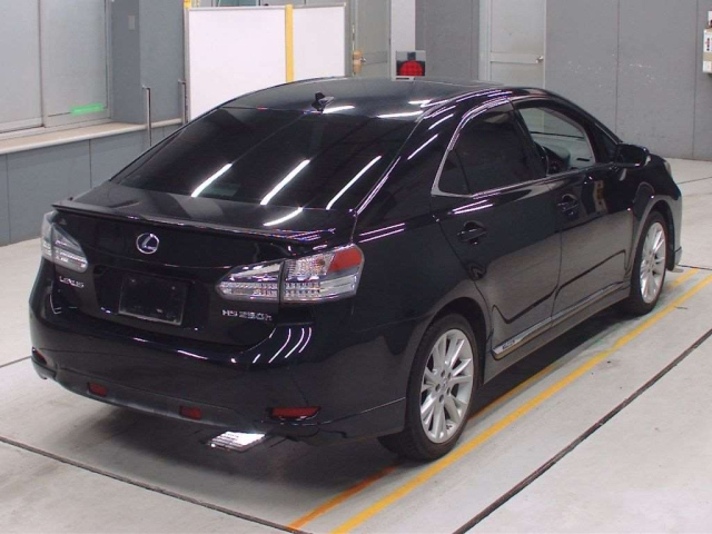 LEXUS HS