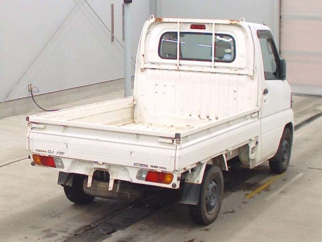 NISSAN CLIPPER TRUCK