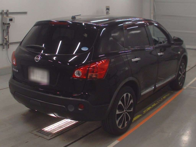 NISSAN DUALIS