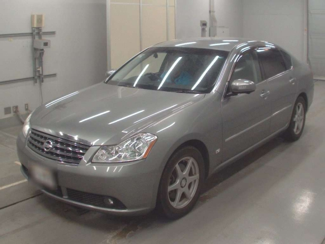 NISSAN FUGA
