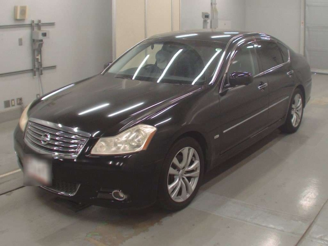 NISSAN FUGA
