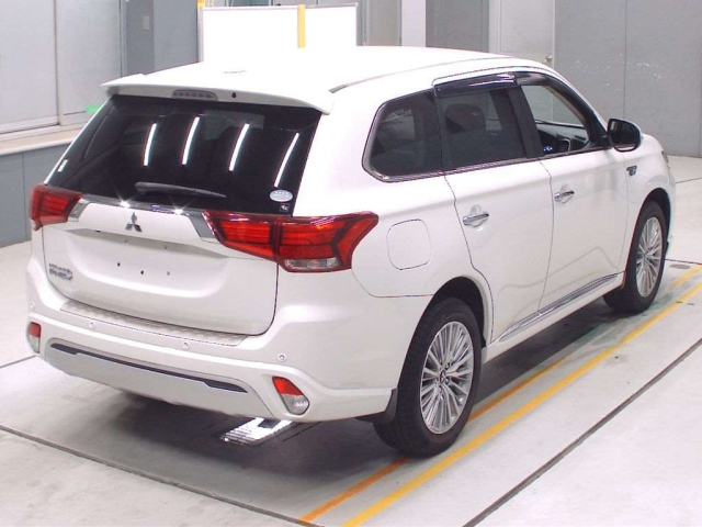MITSUBISHI OUTLANDER PHEV