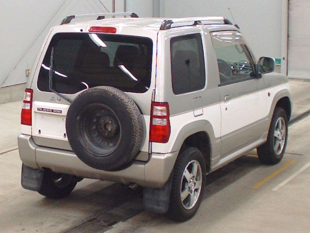 MITSUBISHI PAJERO MINI