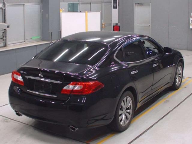 MITSUBISHI PROUDIA
