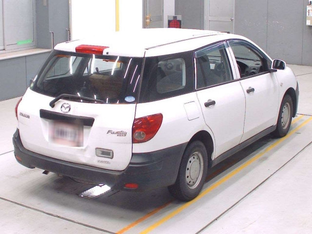MAZDA FAMILIA VAN