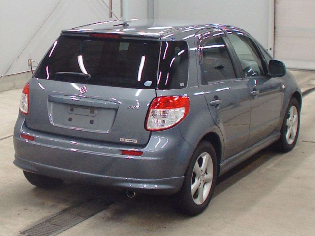 SUZUKI SX-4