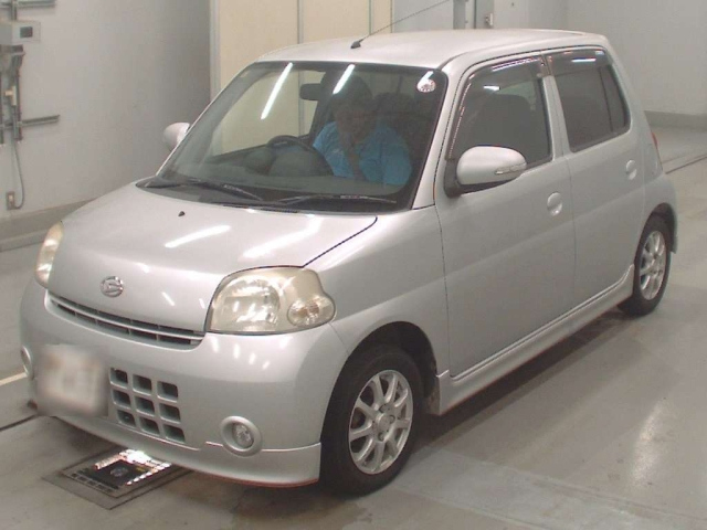 DAIHATSU ESSE