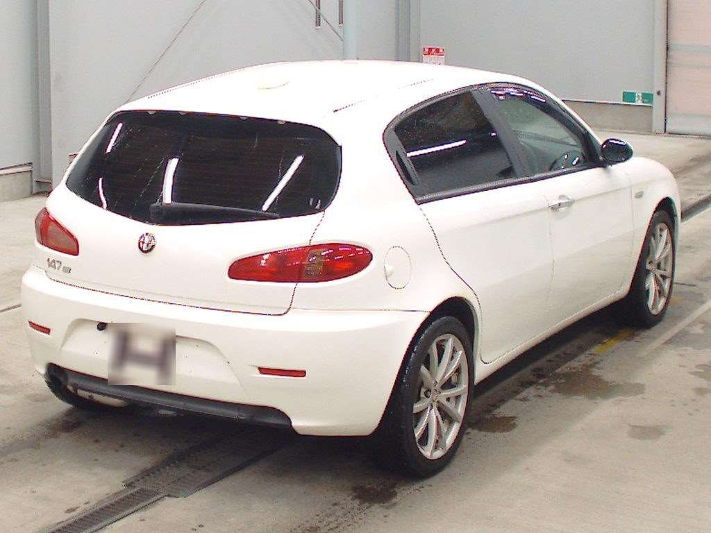 ALFAROMEO 147