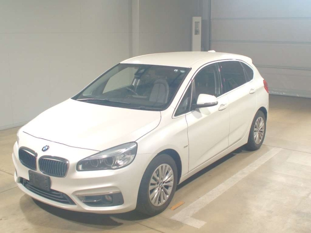 BMW 2 SERIES