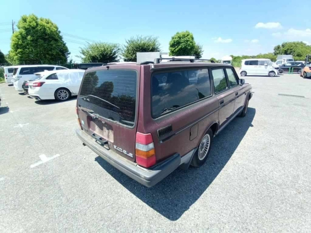 VOLVO 240 WAGON