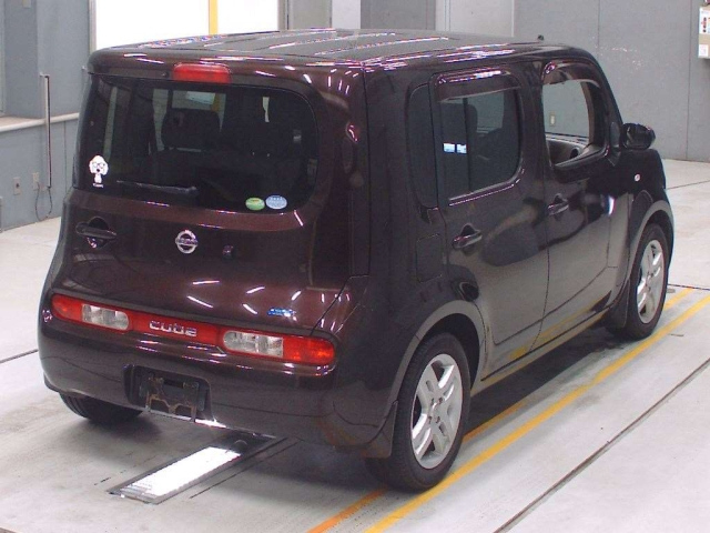 NISSAN CUBE