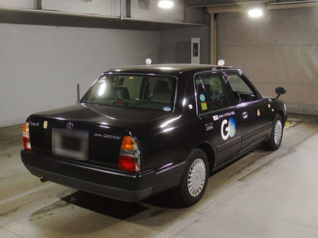 TOYOTA CROWN COMFORT