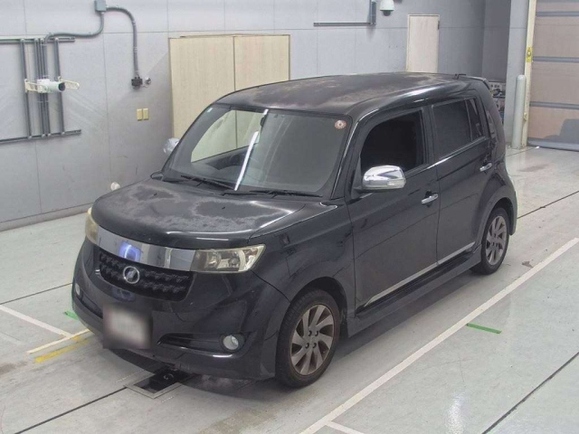 TOYOTA BB