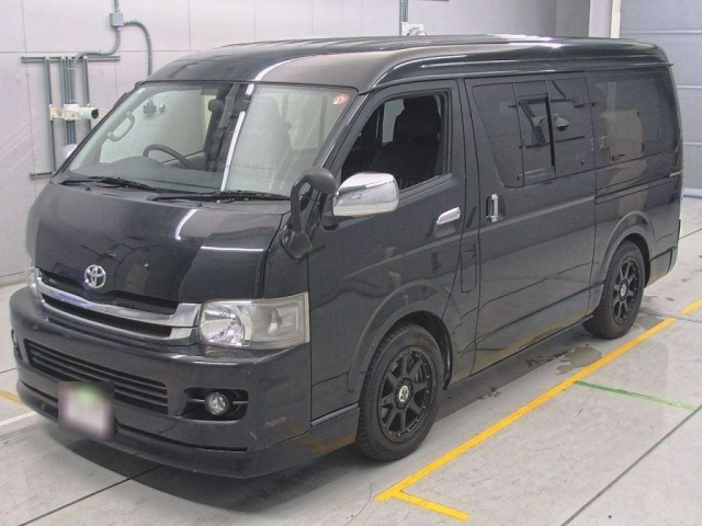 TOYOTA REGIUS ACE VAN