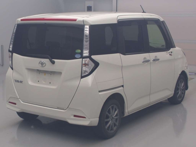 TOYOTA TANK