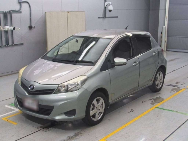 TOYOTA VITZ