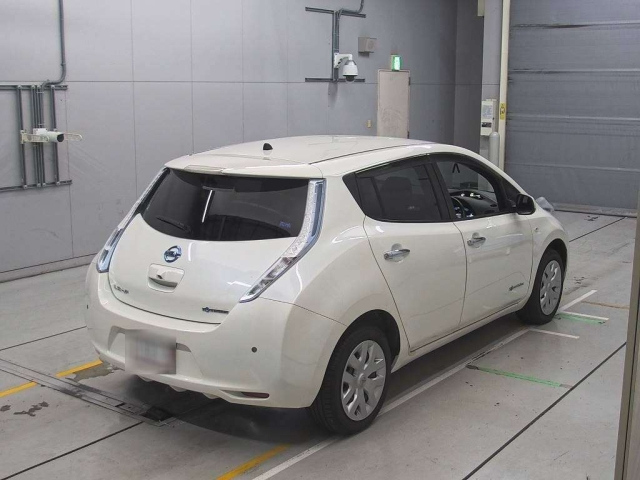 NISSAN LEAF